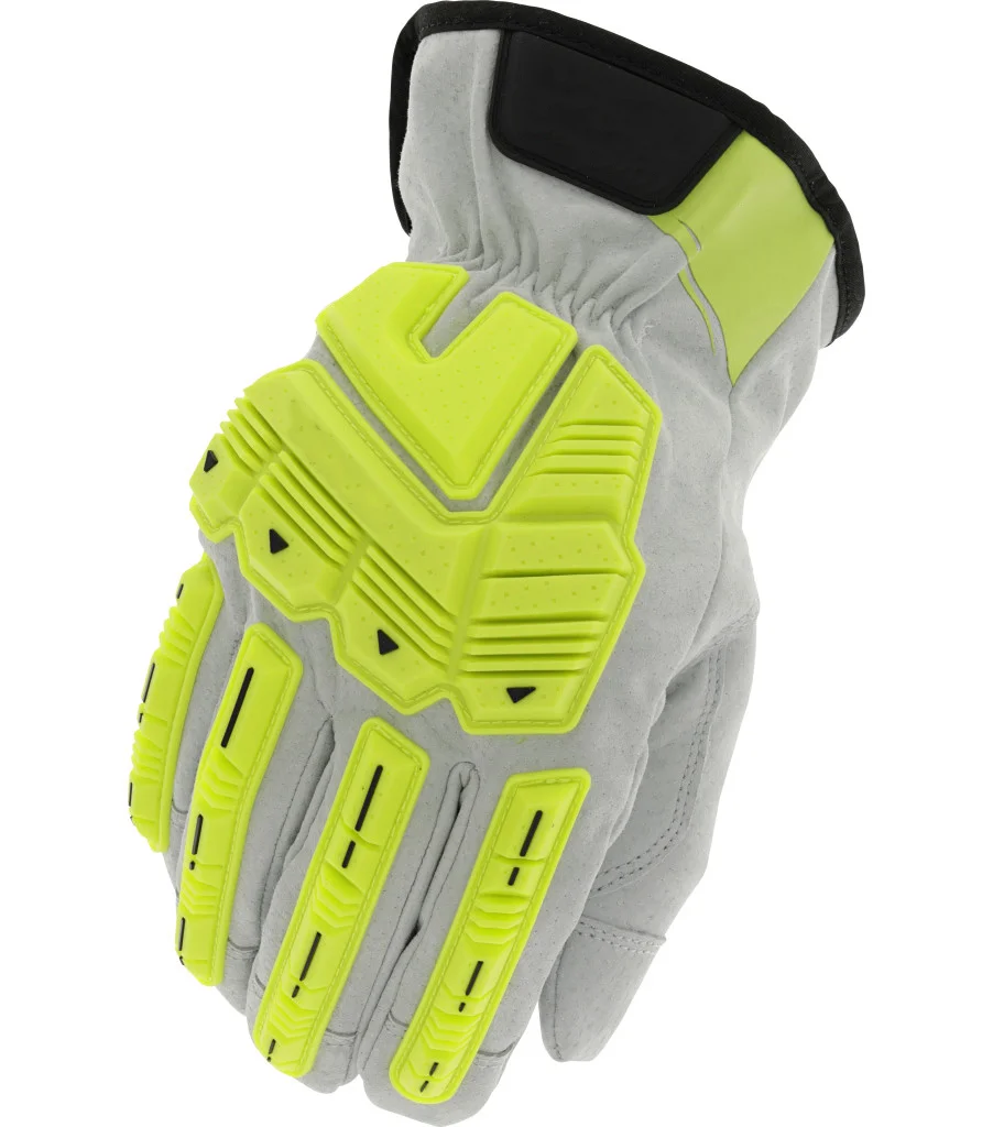 Safety Gloves Supplier in Pakistan for Construction Construction workers on scaffolding using safety gloves from a trusted safety gloves supplier in Pakistan